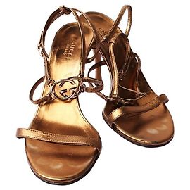 Gucci Décolleté e Sandali GG