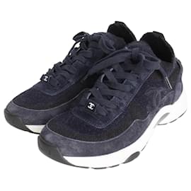 Chanel Sneaker in maglia e scamosciato blu navy