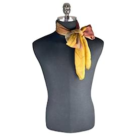 Sciarpa in chiffon di seta Logo Autumn Sky Senape - Louis Vuitton