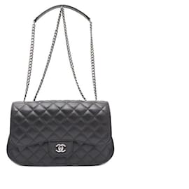 Chanel Borsa a tracolla e crossbody Vintage in agnello CC con logo argento