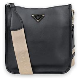 Borsa a tracolla in pelle morbida con logo Triangle da donna (Nero) VRVO - Prada