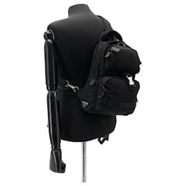 Re-Nylon Slingback-Rucksack mit Dreieckslogo - Prada