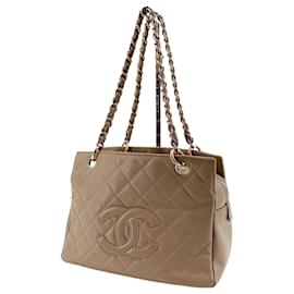 Chanel Bolso de hombro cuadrado de caviar