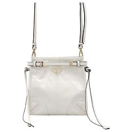 Prada Nuova mini borsa a tracolla Bonnie in pelle