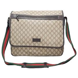 Borsa a tracolla GG Supreme Big Gucci