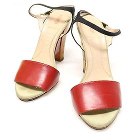 Fendi Sandali da donna in pelle rossa con bordatura in raso multicolore