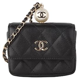 Chanel Portacarte CC Caviar Flap Gold Pearl Chain Necklace
