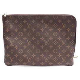 Louis Vuitton Clutch Monogram Etui Voyage MM