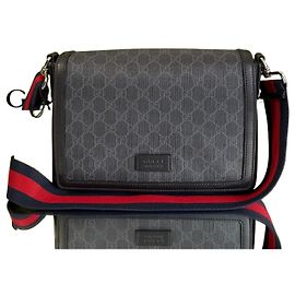 Gucci Borsa a tracolla in tela nera