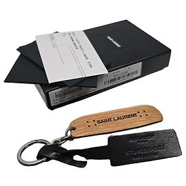 Saint Laurent Llavero con logotipo de monopatín de madera
