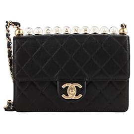 Chanel Borsa a tracolla con patta in perline acriliche Medium Nero