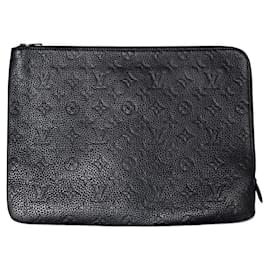 Louis Vuitton Étui de Voyage MM