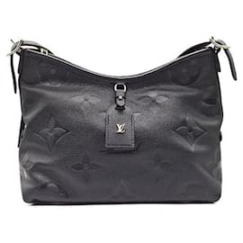Louis Vuitton Carryall PM