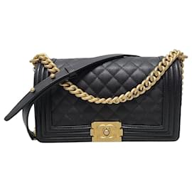 Black Caviar Gold Boy Bag Medium Chip - Chanel
