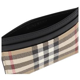 Burberry Check Classic Men's Card Holder
