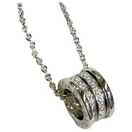 Bulgari Collana in oro bianco e diamanti pavé