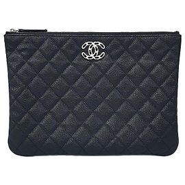 Chanel Clutch Black Caviar con logo CC