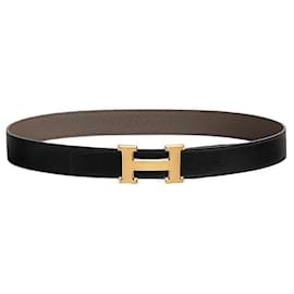 Hermès Cintura reversibile in pelle nera e grigia da uomo con fibbia dorata opaca