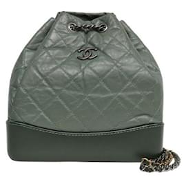 Piccolo zaino Gabrielle in pelle kaki - Chanel