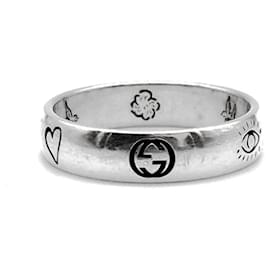 Blind for Love Silver Ring - Gucci