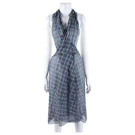 Vestido Chanel de cuello halter transparente