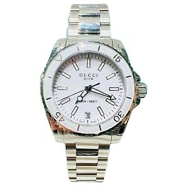 Gucci Dive Quarz Damenarmbanduhr aus Stahl