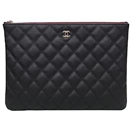 Clutch Medium Black Caviar CC Logo Silver - Chanel