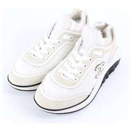 Chanel Strick-Sneaker Weiß