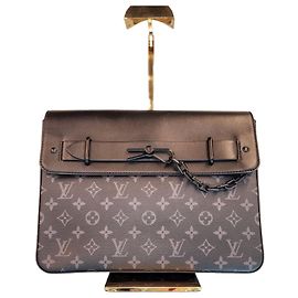 Louis Vuitton Pochette Steamer Clutch