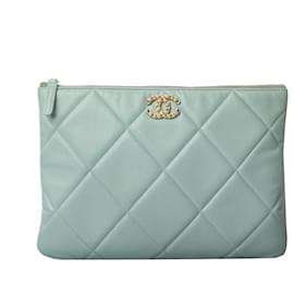 Clutch NineTeen in agnello New Medium Gold - Chanel