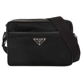 Prada Borsa a tracolla quadrata in Re-Nylon Saffiano