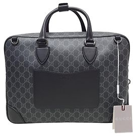 Gucci Valigetta Media Nera con Logo GG