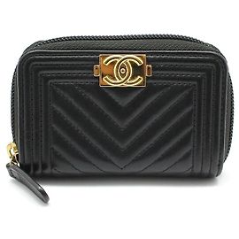 Chanel Cartera de tarjetas con cremallera Chevron Gold Boy