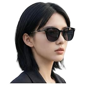 Tom Ford Gafas de sol de lujo negro en plástico Asian Fit redondas oversize