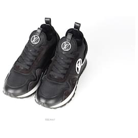 Louis Vuitton Sneakers Mesh Runaway Black
