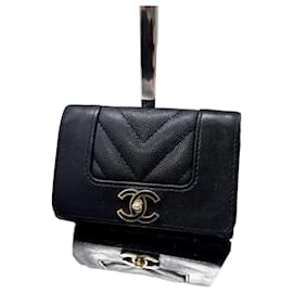 Chanel Portafoglio Mademoiselle Caviar Nero
