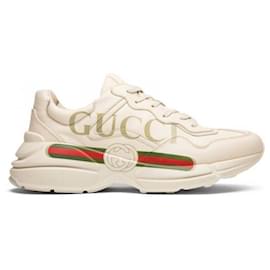 Gucci Sneakers in pelle con logo Rayton
