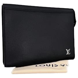 Clutch Louis Vuitton Taiga Black
