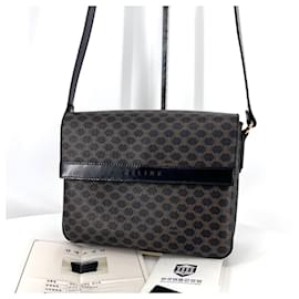 Céline Borsa a tracolla Macadam Black