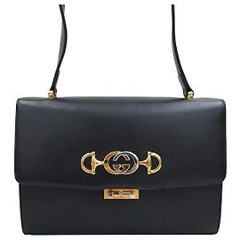 Gucci Borsa a tracolla Jumi piccola con logo metallico