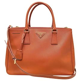 Papaya Saffiano Lux Tote Schultertasche - Prada