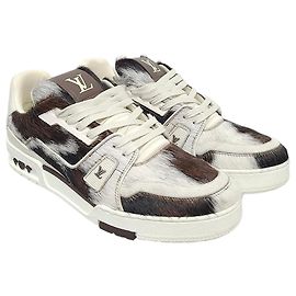 Louis Vuitton Tênis LV Trainer em camurça marrom Pharrell