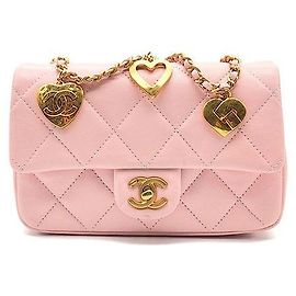 Chanel Mini Flap Bag mit Herz-Anhänger aus Lammleder