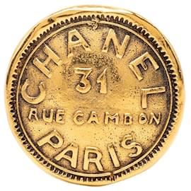 Broche Chanel Gold CC chapado en oro 31 Rue Cambon