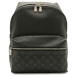 Louis Vuitton Taigarama Monogram Eclipse Rucksack