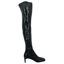 Botas de punta cuadrada por encima de la rodilla en charol negro Prada