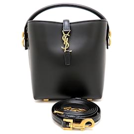 Mini sac seau Yves Saint Laurent