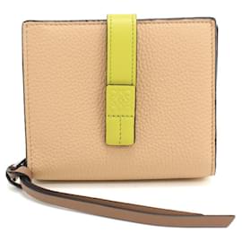 Cartera Bi-fold Loewe en beige