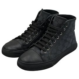 Gucci GG Supreme Sneakers Alte