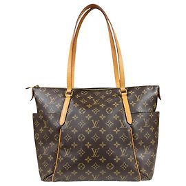 Louis Vuitton Totally MM Monogram Tote Bag